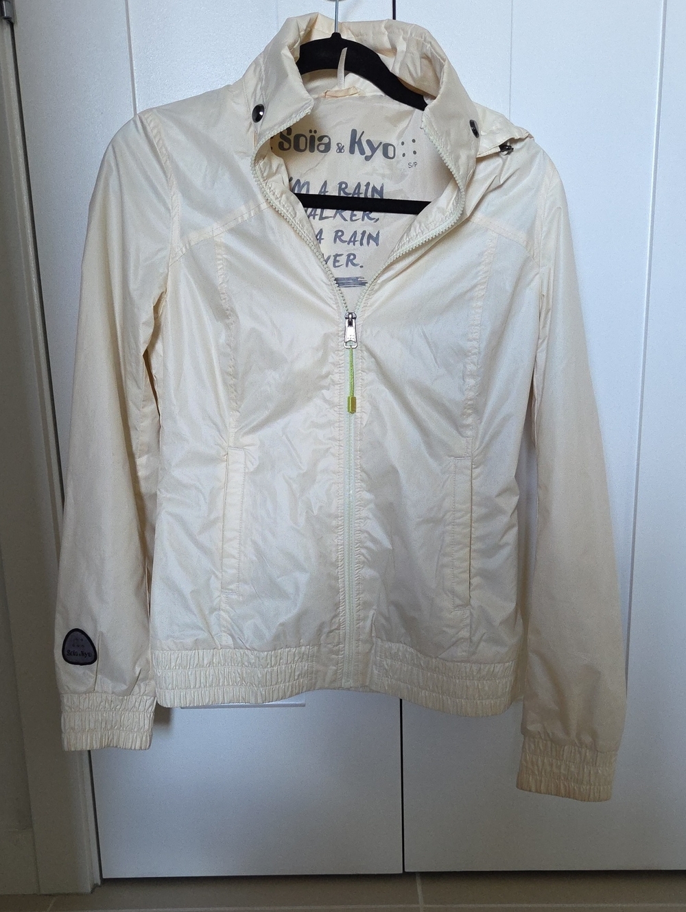Soia & Kyo Cream Lightweight Hooded Bomber Jacket